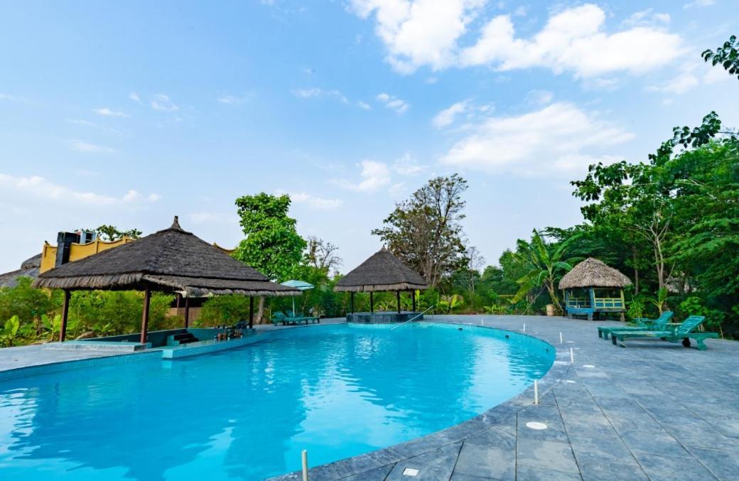 Mayur The Karma Hotel Seoni  Bagian luar foto