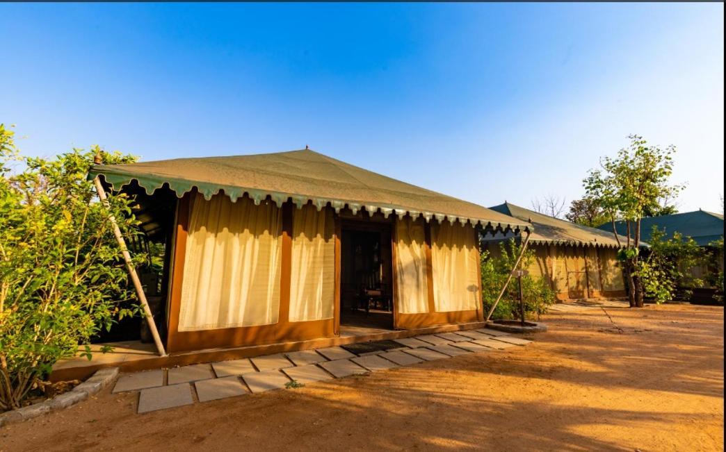 Mayur The Karma Hotel Seoni  Bagian luar foto